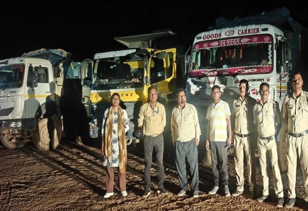 अवैध खनन पर प्रशासन का बड़ा प्रहार; रातभर चले अभियान में 11 हाइवा रेत और गिट्टी जब्त, माफियाओं में हड़कंप