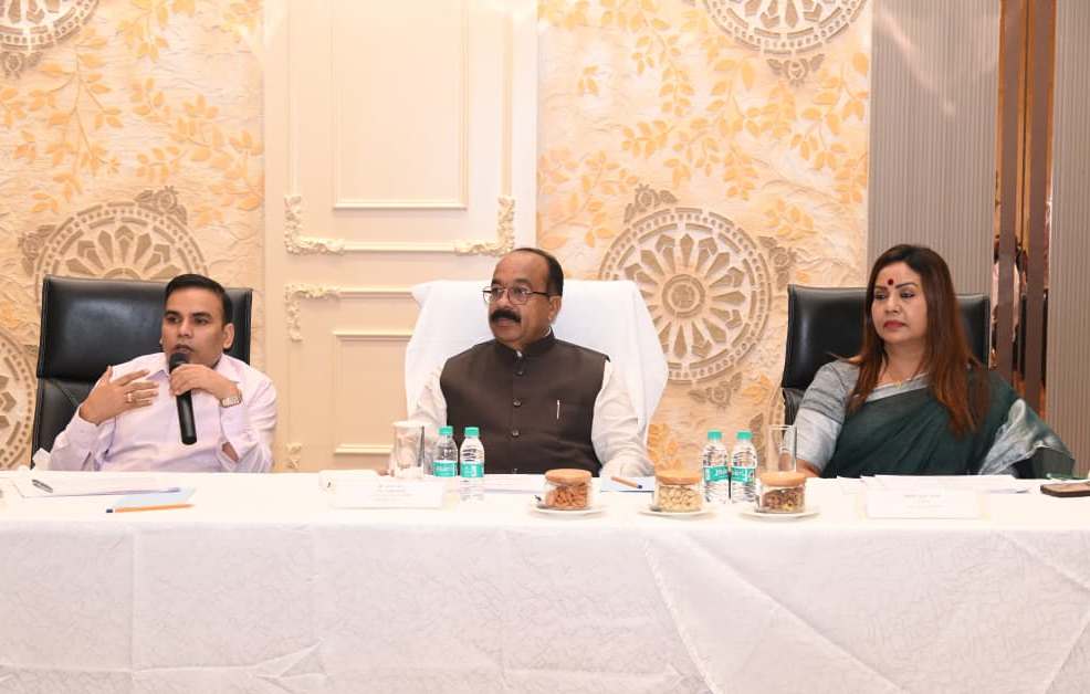 छत्तीसगढ़ को खेल हब बनाने नई सोच और विजन के साथ करें काम: अरुण साव