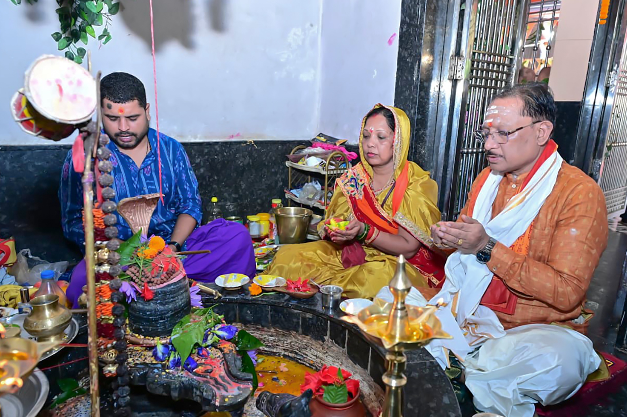 Vishnu Deo Sai Celebrates Nag Panchami: सावन सोमवार पर फलेश्वरनाथ महादेव की पूजा-अर्चना कर प्रदेश की खुशहाली की कामना