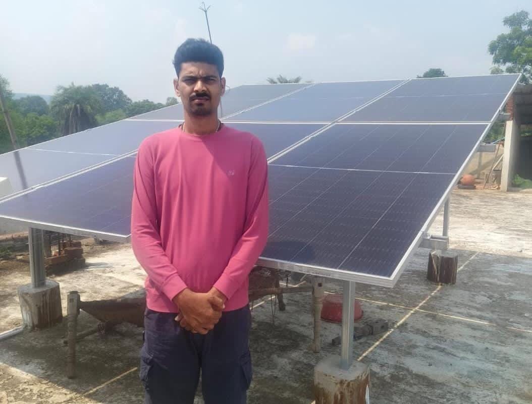 Solar Energy Success: पीएम सूर्य घर योजना से किसान नेतराम के बिजली खर्च में कमी, हर माह करीब 2 हजार की बचत