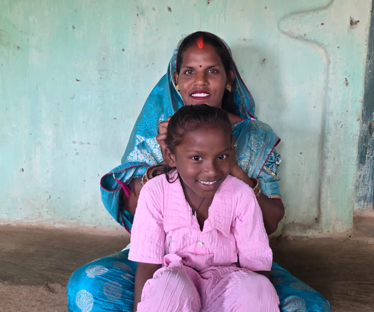 Noni Suraksha Yojana: सरगुजा की आंचल को मिला एक लाख रुपये का बॉन्ड, उच्च शिक्षा के सपनों को मिलेगी मदद